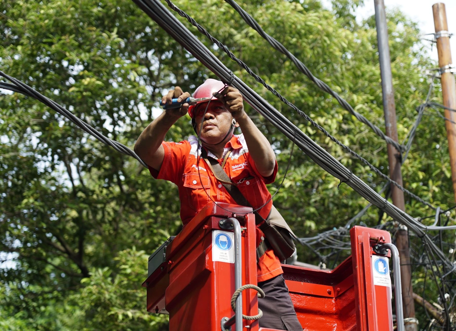 Telkom Luncurkan Program ESG 2024 sebagai Bagian Transformasi TelkomGroup